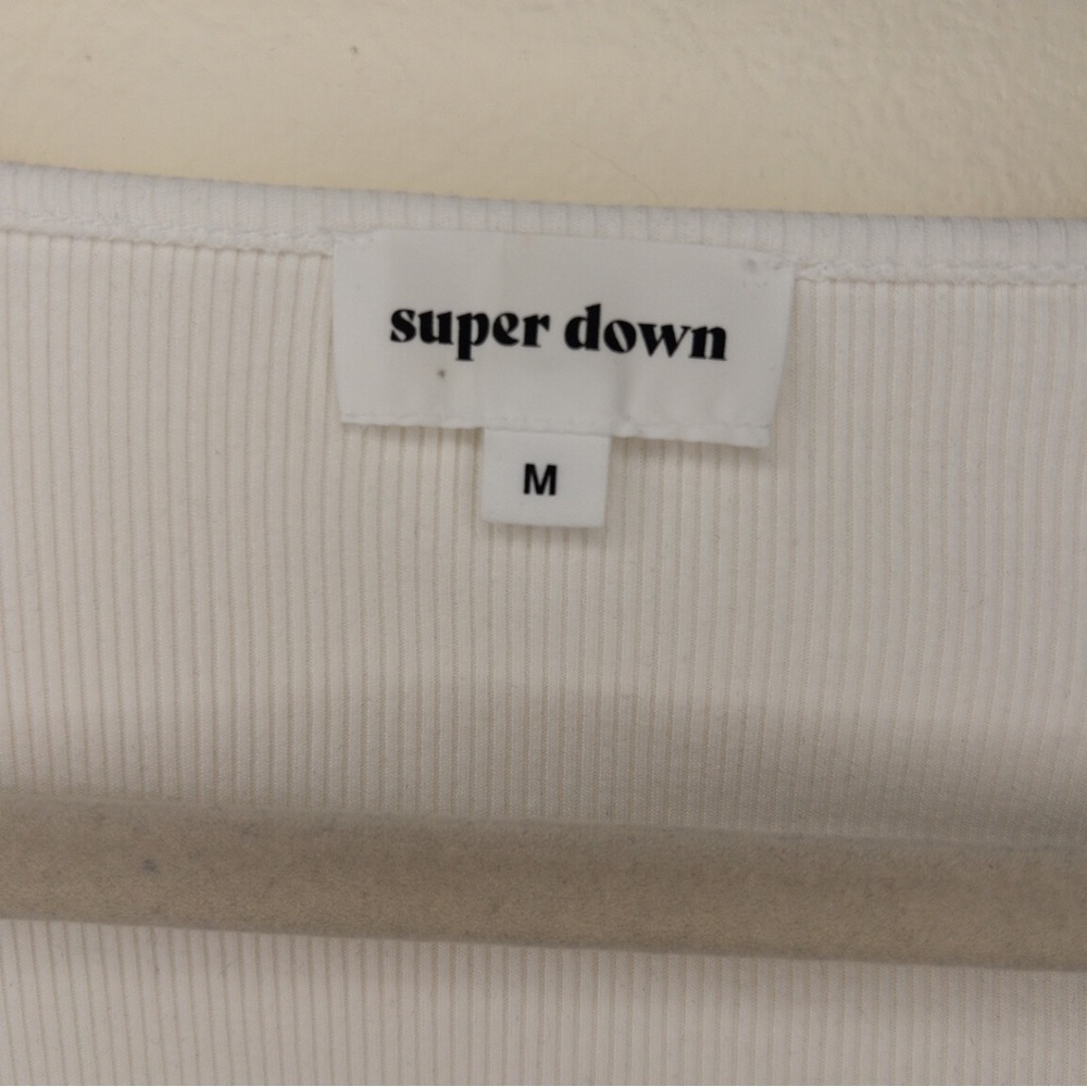 Superdown Revolve Sandy Ribbed Top - Picture 7 of 8